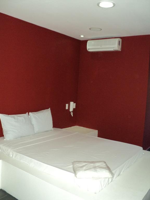 Hotel Red Room Панама Номер фото